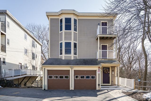 43 Lourdes Ave 2, Boston, MA 02130