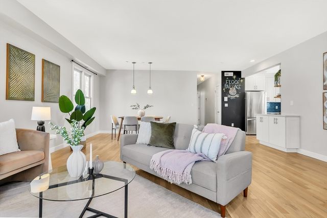 43 Lourdes Ave 2, Boston, MA 02130