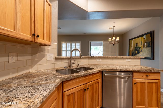 1303 W MARLIN Drive, Chandler, AZ 85286