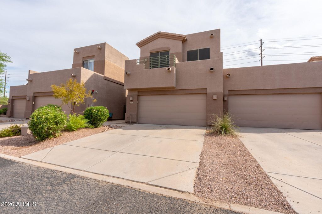 1303 W MARLIN Drive, Chandler, AZ 85286