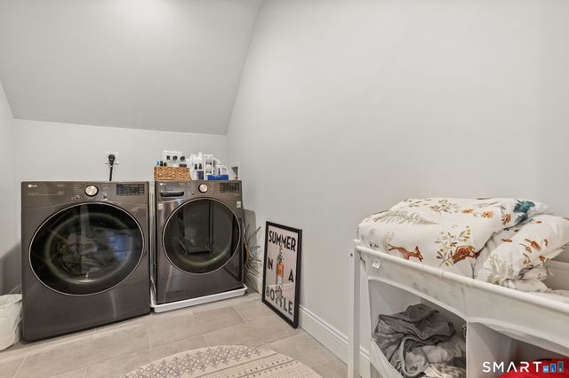 153 North Street, Trumbull, CT 06611