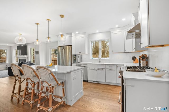 153 North Street, Trumbull, CT 06611