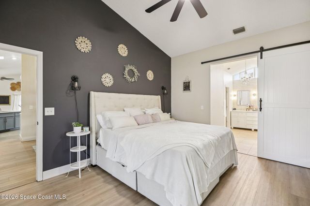 1613 Glenridge Street NW, Palm Bay, FL 32907