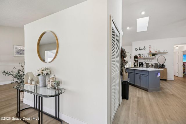 1613 Glenridge Street NW, Palm Bay, FL 32907