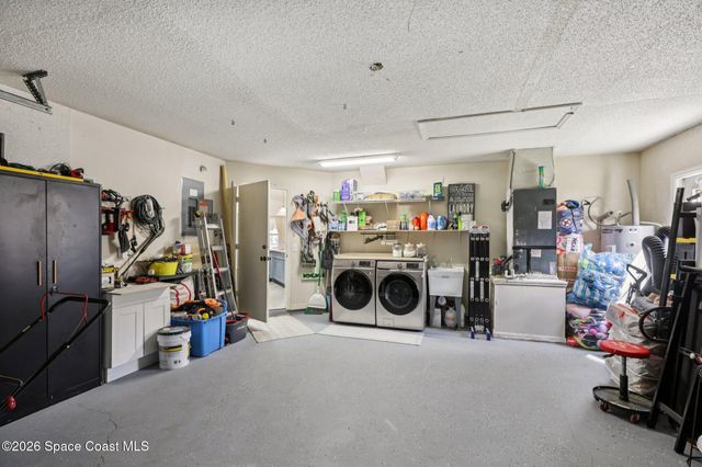 1613 Glenridge Street NW, Palm Bay, FL 32907