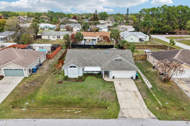 1613 Glenridge Street NW, Palm Bay, FL 32907