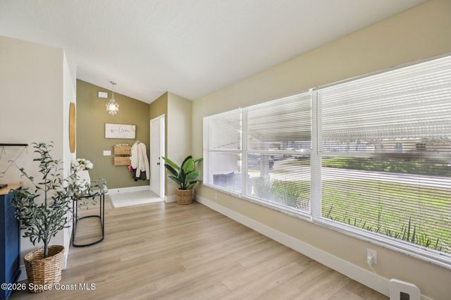 1613 Glenridge Street NW, Palm Bay, FL 32907