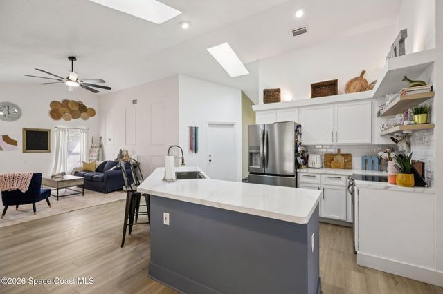 1613 Glenridge Street NW, Palm Bay, FL 32907