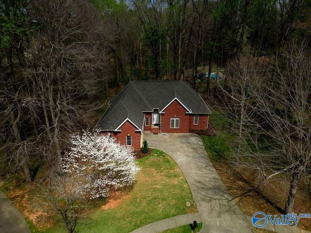 105 Charlemagne Circle, Harvest, AL 35749
