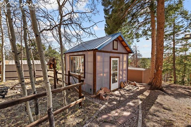 595 Bird Point Road, Florissant, CO 80816