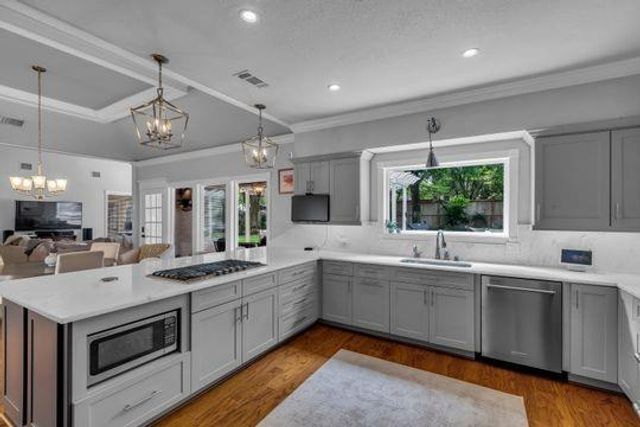 8723 Kennet Valley Road, Spring, TX 77379