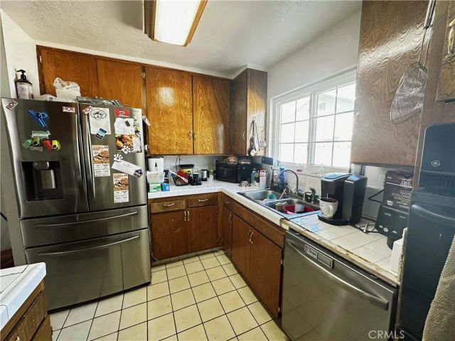 1387 Cherry Avenue, Simi Valley, CA 93065