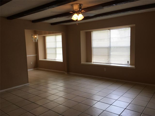 6219 Westbranch Drive, Houston, TX 77072