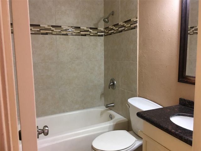 6219 Westbranch Drive, Houston, TX 77072