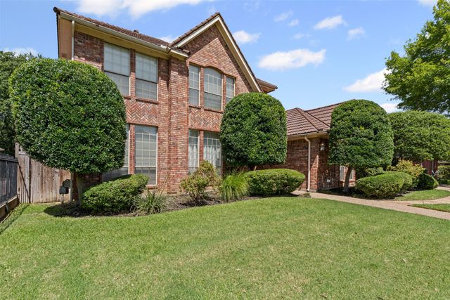 6704 Marthas Vineyard Drive, Arlington, TX 76001