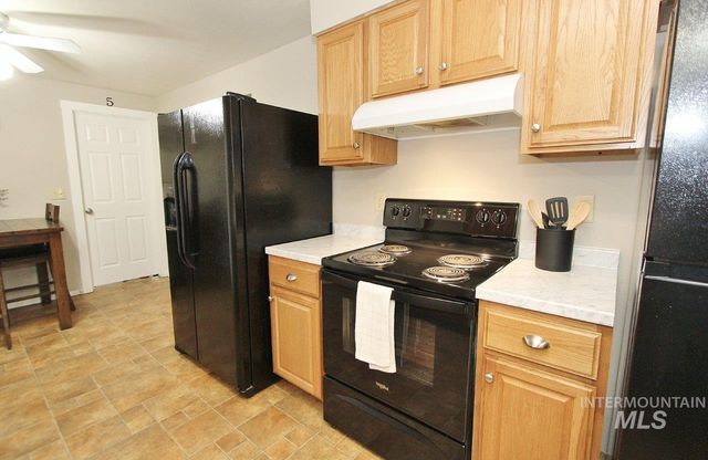 115 N Rowena, Nampa, ID 83651