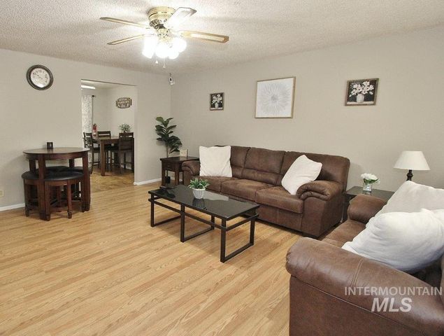 115 N Rowena, Nampa, ID 83651