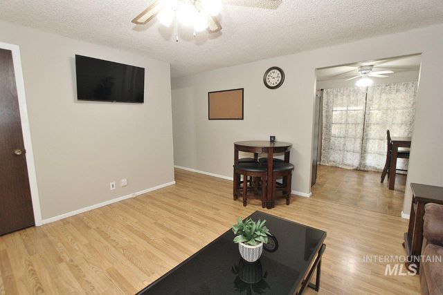 115 N Rowena, Nampa, ID 83651