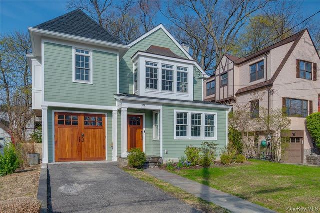 19 Nassau Road, Larchmont, NY 10538