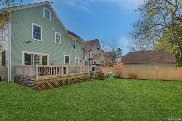 19 Nassau Road, Larchmont, NY 10538
