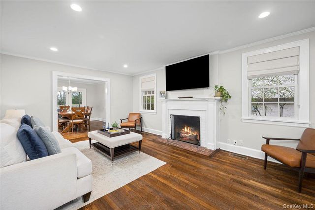 19 Nassau Road, Larchmont, NY 10538