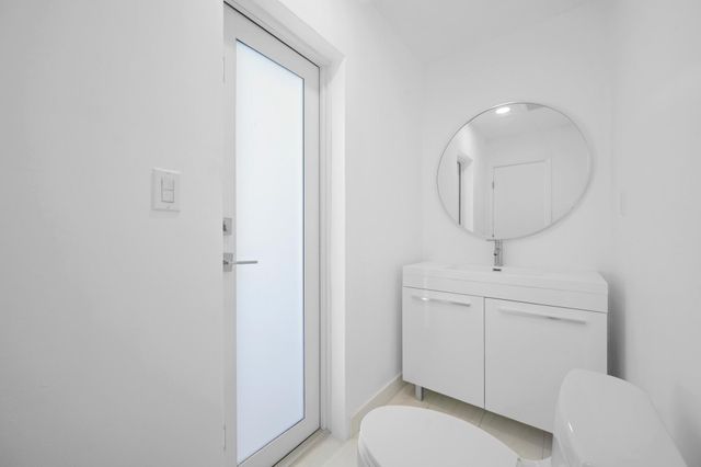 9515 SW 118th Ct, Miami, FL 33186