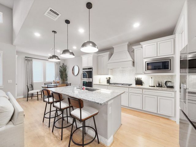 664 Malibu Pines Drive, Katy, TX 77493
