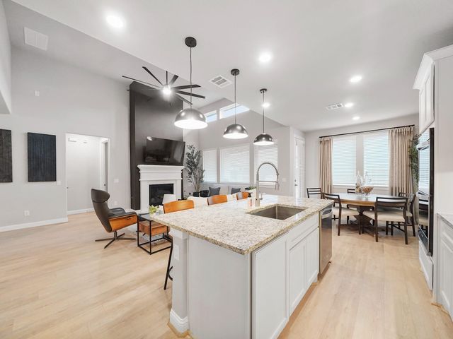 664 Malibu Pines Drive, Katy, TX 77493