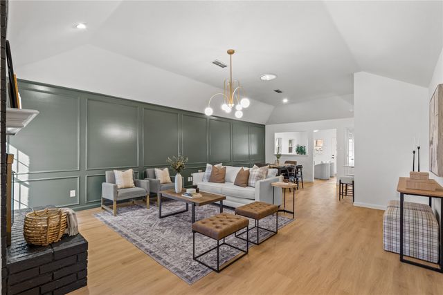 7417 Sean Drive, North Richland Hills, TX 76182