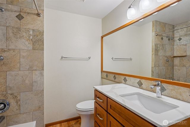 4708 Grandview Drive W, Tacoma, WA 98466