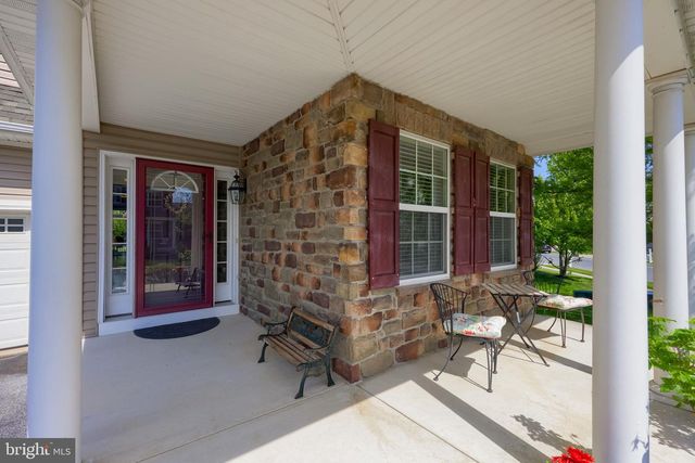 504 BROOKSHIRE DR, Lancaster, PA 17601