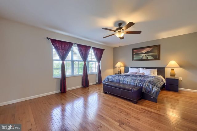 504 BROOKSHIRE DR, Lancaster, PA 17601