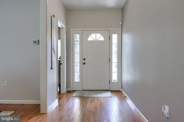 504 BROOKSHIRE DR, Lancaster, PA 17601