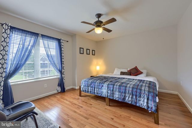 504 BROOKSHIRE DR, Lancaster, PA 17601