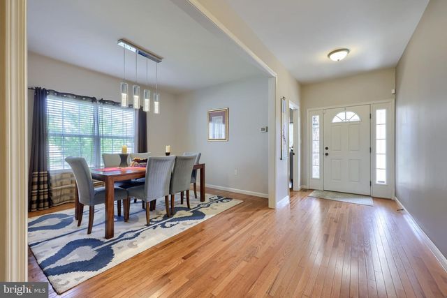 504 BROOKSHIRE DR, Lancaster, PA 17601