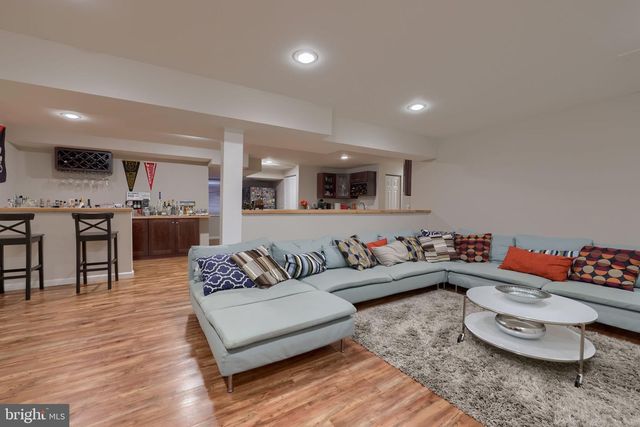 504 BROOKSHIRE DR, Lancaster, PA 17601
