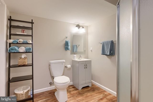 504 BROOKSHIRE DR, Lancaster, PA 17601