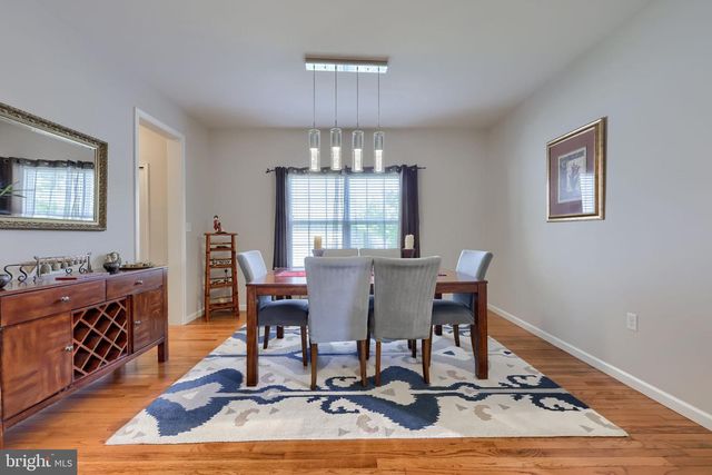 504 BROOKSHIRE DR, Lancaster, PA 17601
