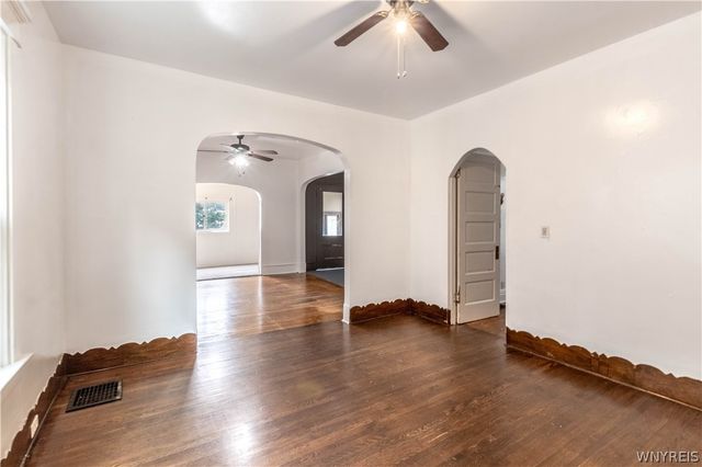 68 Princeton Place, Buffalo, NY 14210