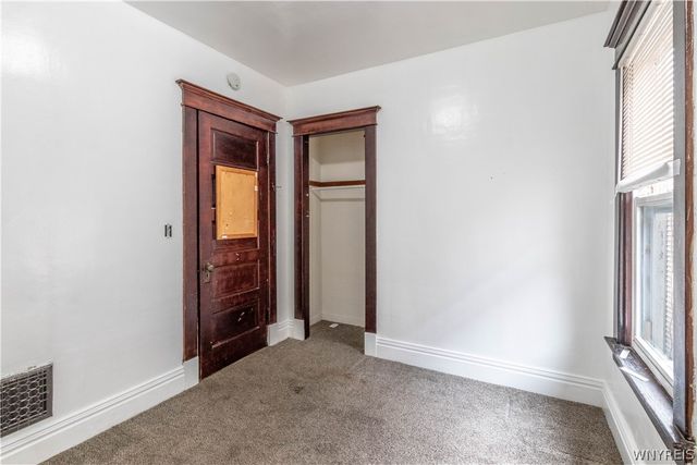 68 Princeton Place, Buffalo, NY 14210