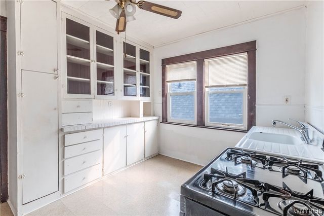 68 Princeton Place, Buffalo, NY 14210