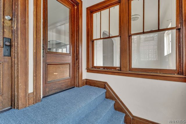 68 Princeton Place, Buffalo, NY 14210