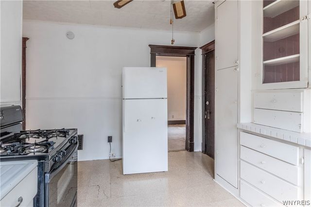 68 Princeton Place, Buffalo, NY 14210