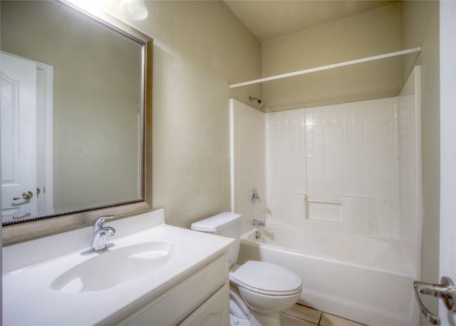 5012 Nash Lane, Fort Worth, TX 76244