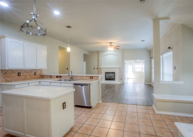 5012 Nash Lane, Fort Worth, TX 76244