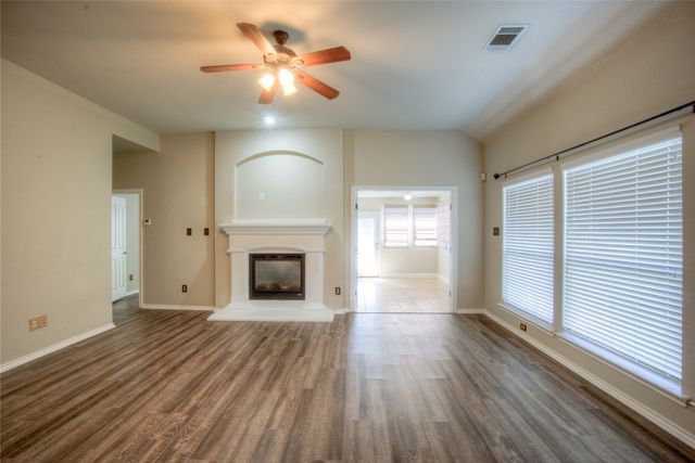 5012 Nash Lane, Fort Worth, TX 76244