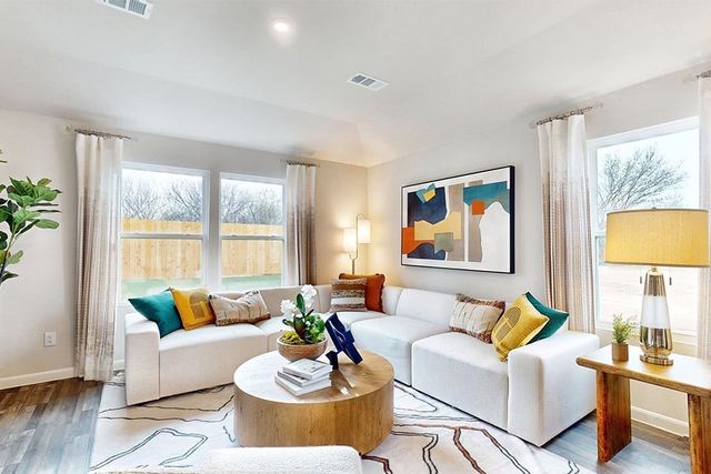 544 Jameson Street, Springtown, TX 76082