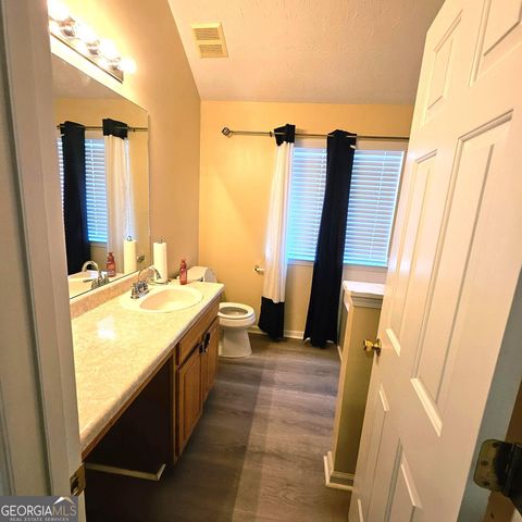 1278 Labrador Lane, Riverdale, GA 30296