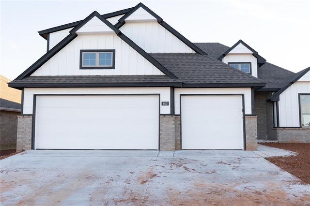 800 Halley Drive, Moore, OK 73160