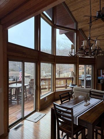 110 Windmere TRL, Moneta, VA 24121